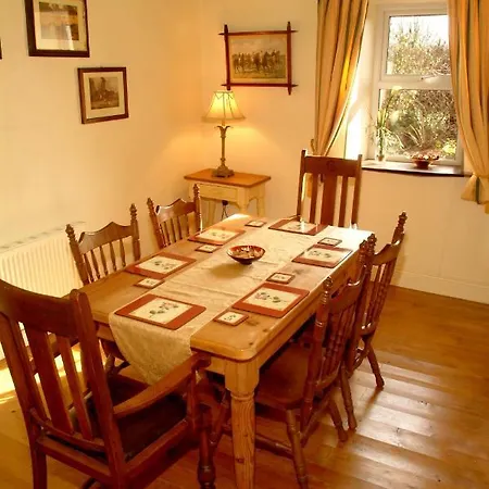 Dangan Cottages *